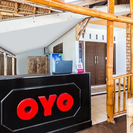 Oyo 1837 Telone Bungalow Palebah Eksteriør bilde