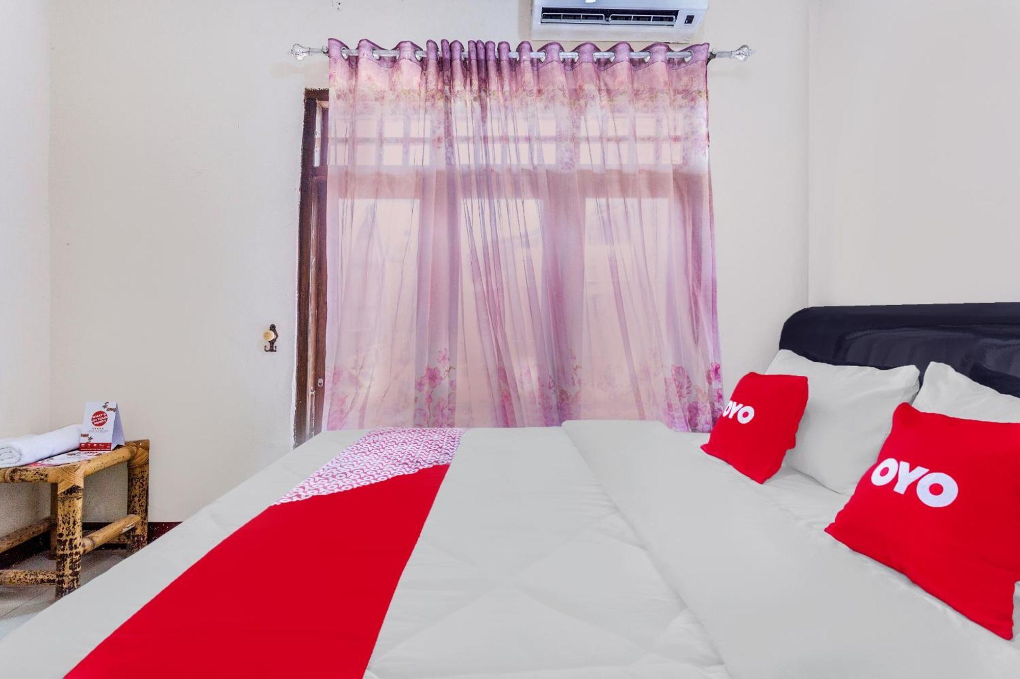 Oyo 1837 Telone Bungalow Palebah Eksteriør bilde