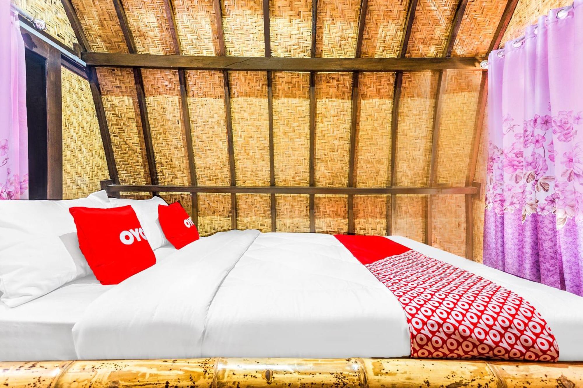 Oyo 1837 Telone Bungalow Palebah Eksteriør bilde